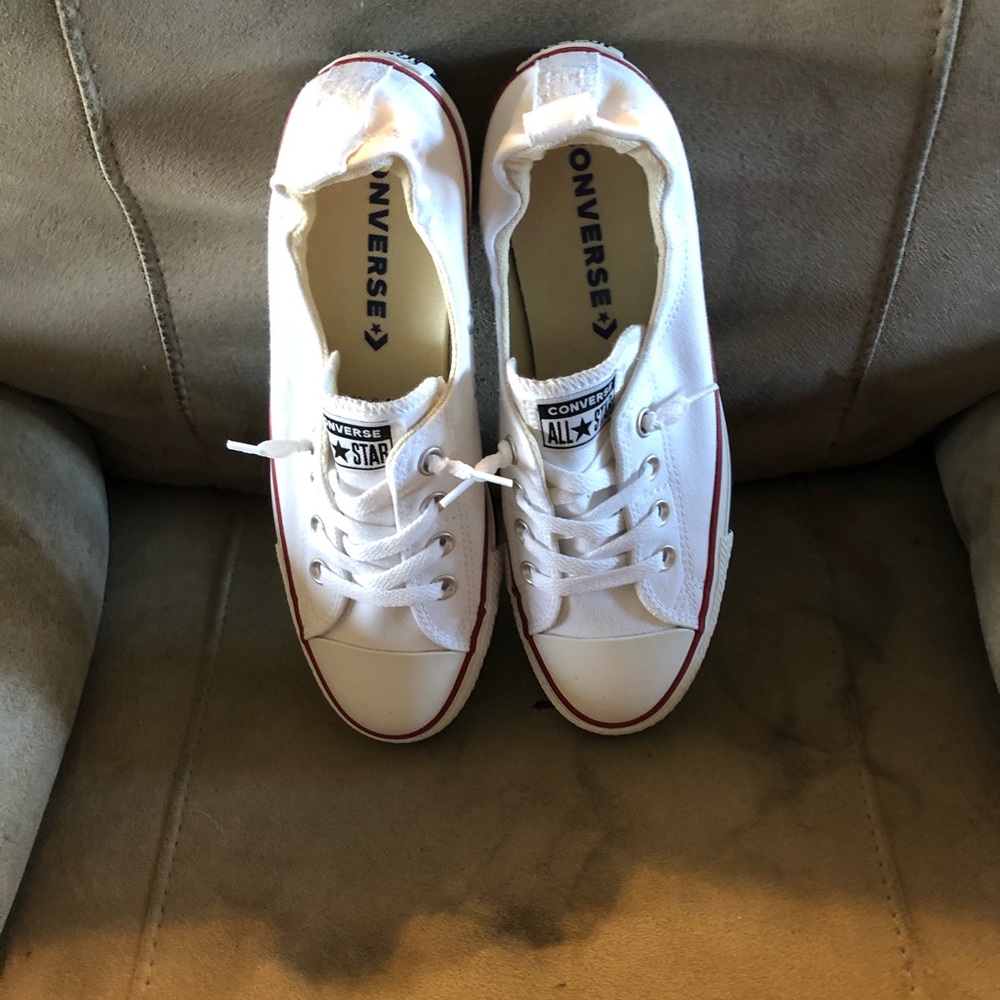 Converse Size 9 women’s